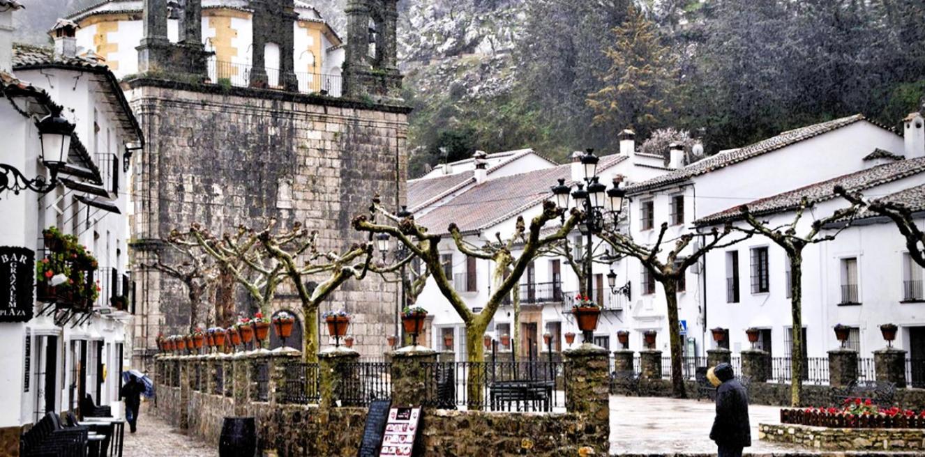 Villa Casa El Pequeno Boletus à Grazalema Extérieur photo